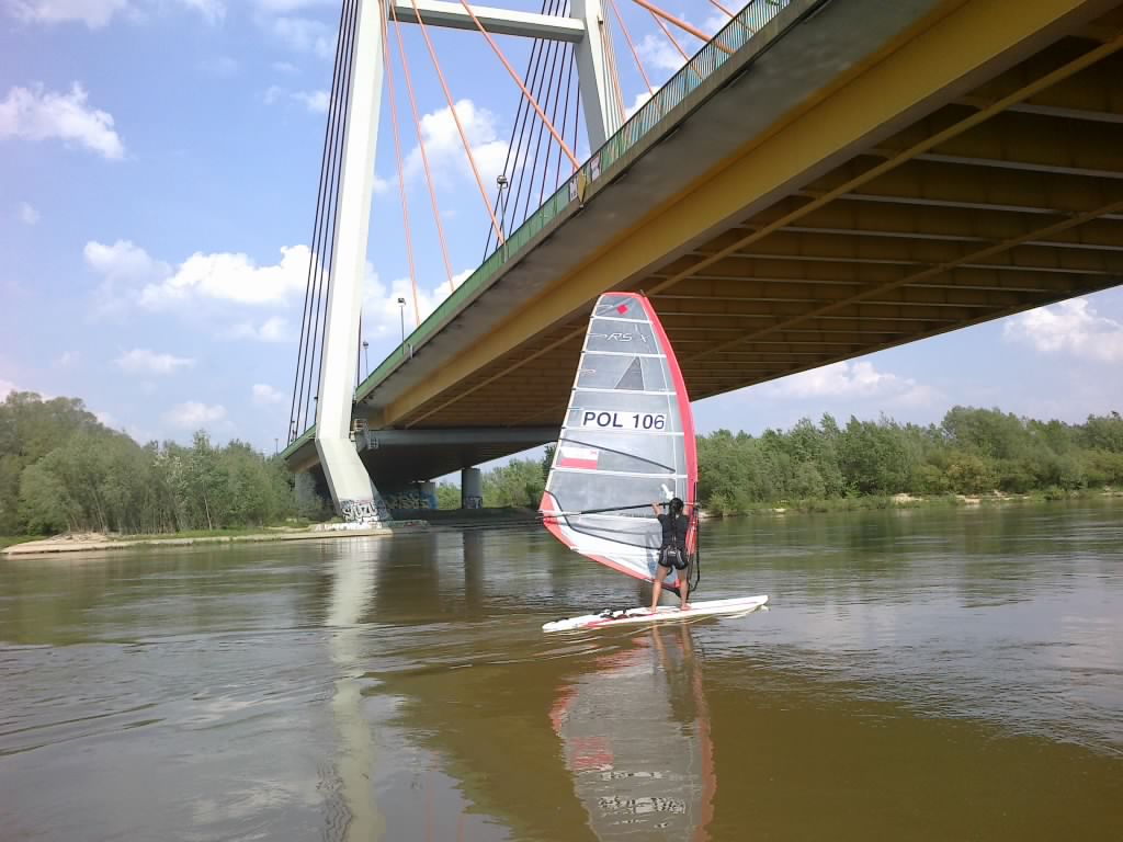 POL 106 pod Mostem Siekierkowskim